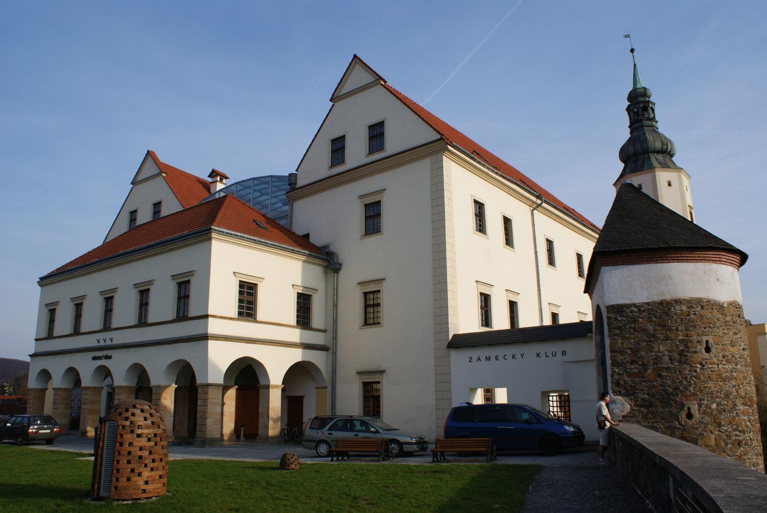 Zamecky Hotel Zlaty Orel Hranice  Exterior foto