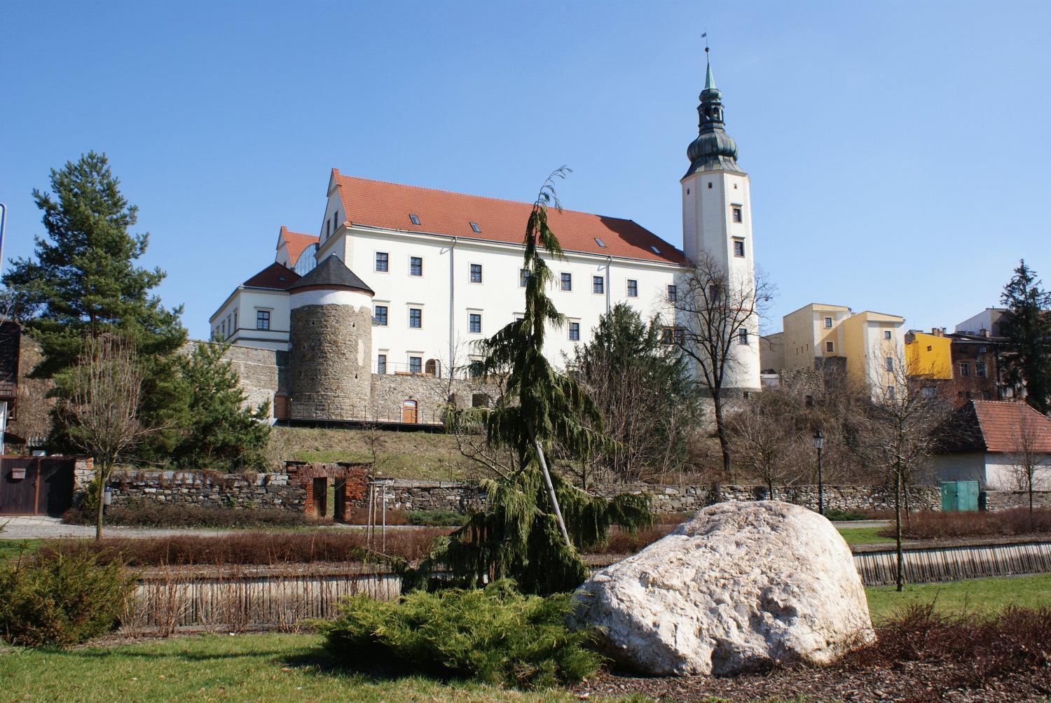 Zamecky Hotel Zlaty Orel Hranice  Exterior foto